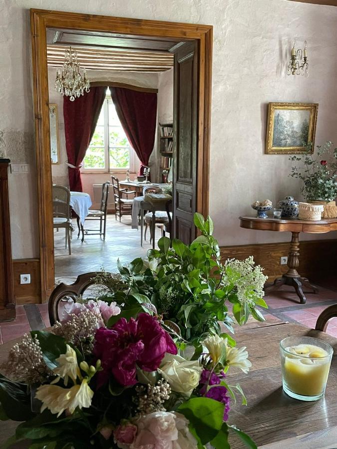 Domaine Du Tres-Haut - Chateau De Montanges Екстериор снимка