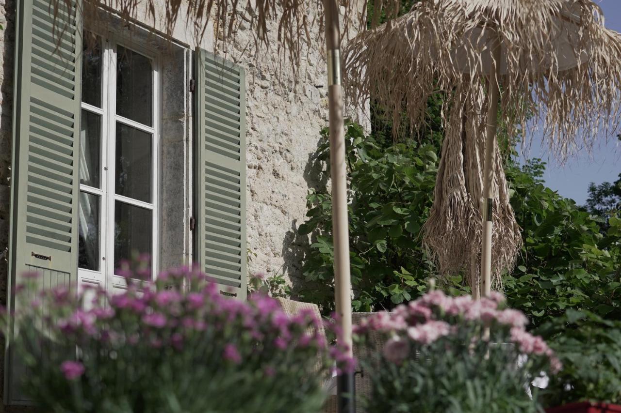 Domaine Du Tres-Haut - Chateau De Montanges Екстериор снимка